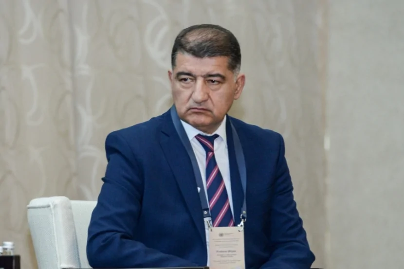 Firdovsi Əliyev müavinini və köməkçisini vəzifədən AZAD ETDI