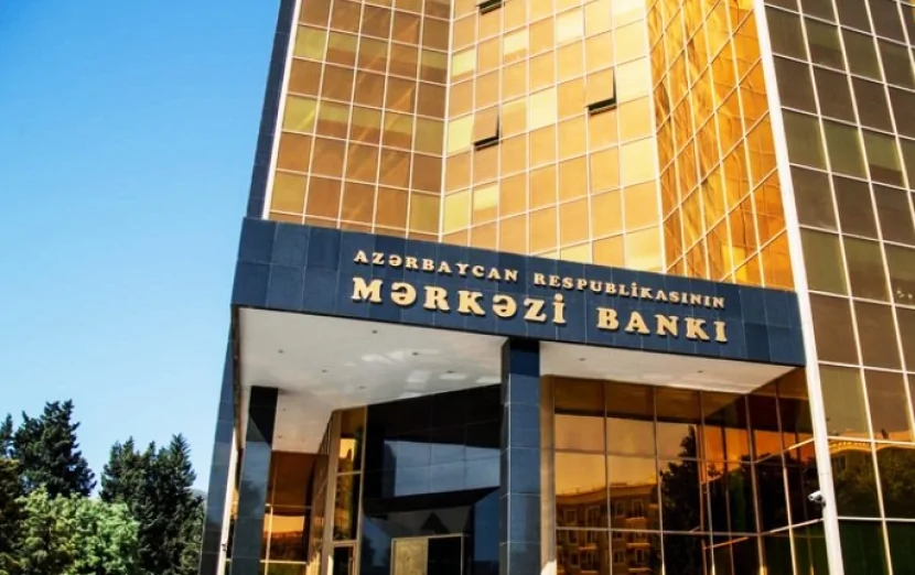 Azərbaycan manatının dövretmə sürəti azalıb
