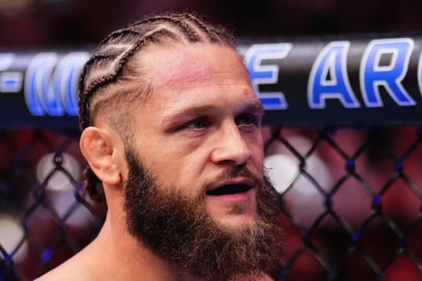 UFC-də növbəti döyüşə çıxır