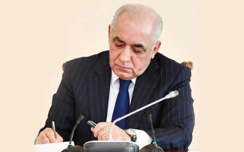Əli Əsədov daha bir qərar İMZALADI