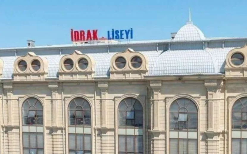 Şagird müəllimini atasının silahı ilə GÜLLƏLƏYİB