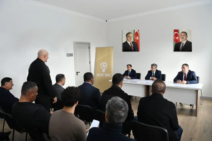 “Azərişıq” ASC-nin nümayəndələri Xankəndində sahibkarlarla görüş keçirib