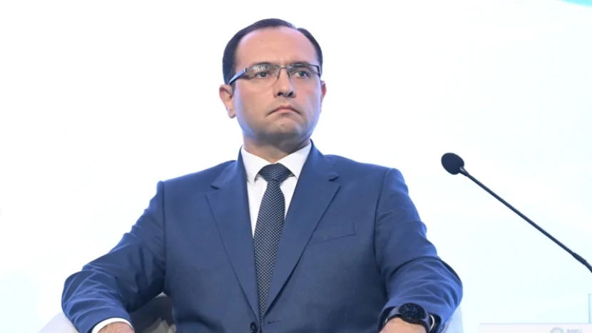 Nazir bu Mərkəzlərin direktorlarını işdən çıxardı - Yeni təyinatlar