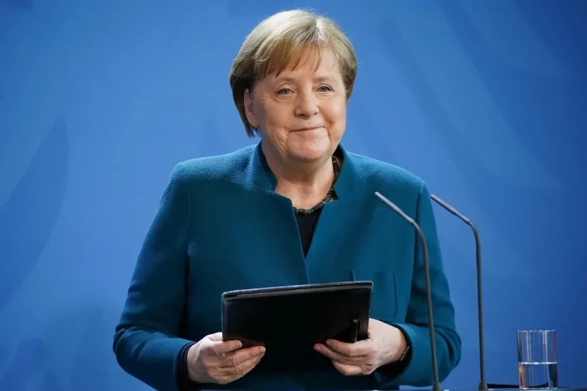 Merkel prezidentliyə namizəd ola bilər?