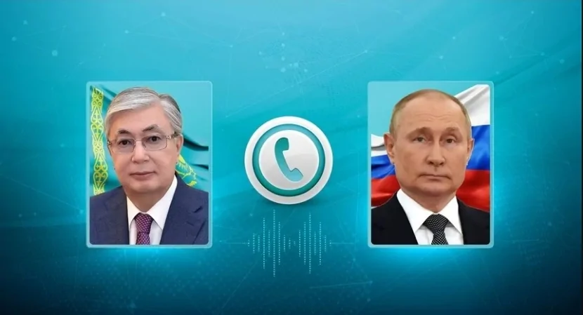 Putin Qazaxıstan Prezidenti ilə telefon danışığı aparıb