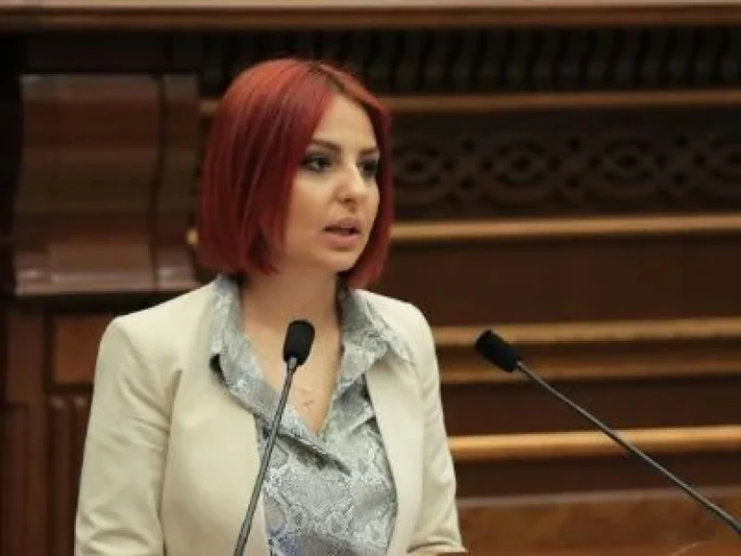 Ermənistanda deputatın ofisinə BASQIN EDİLİB