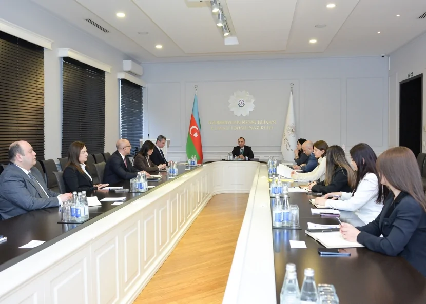 Nazirlikdə işçi qrupun ilk iclası KEÇİRİLİB