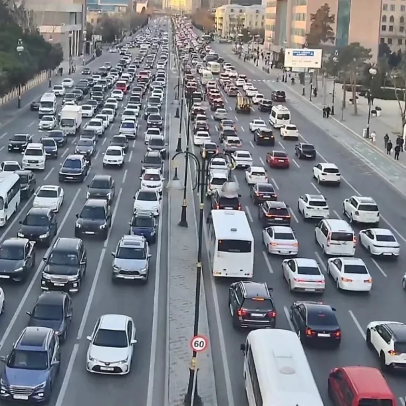 Bu yollarda SIXLIQ VAR - Siyahı