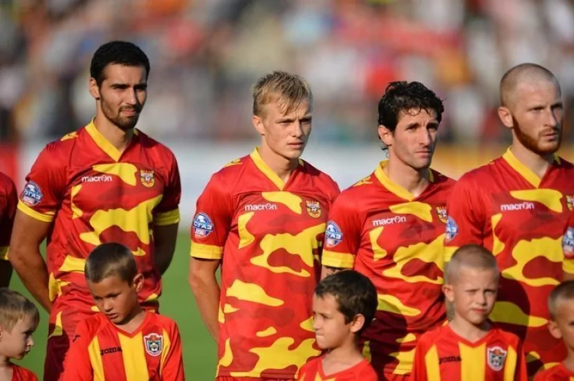 \"Arsenal\"-dan azarkeşlərinə jest