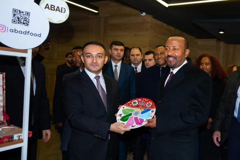Efiopiyanın Baş naziri \"ASAN xidmət\"də