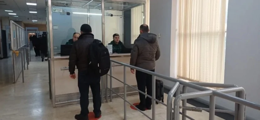 Çin vətəndaşları İrandan Azərbaycana təxliyə olunur
