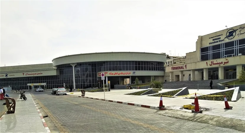 İsrail və ABŞ Mehrabad hava limanına hücum etdi