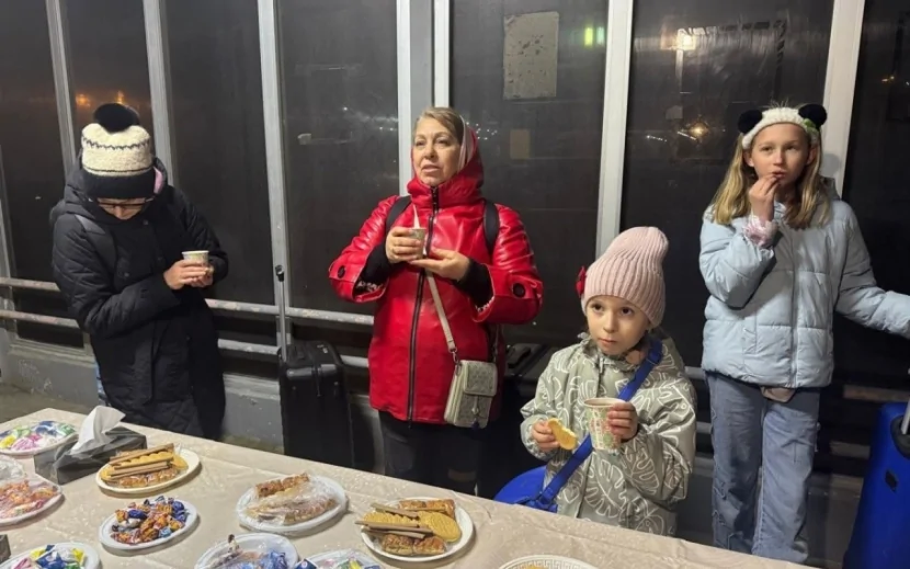 2 saatda daha 21 nəfər İrandan Azərbaycana təxliyə olundu