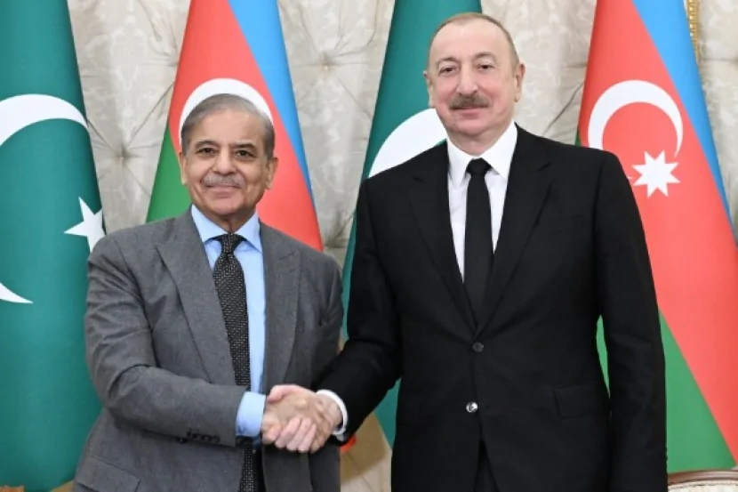 Şahbaz Şərif İlham Əliyevə zəng edib