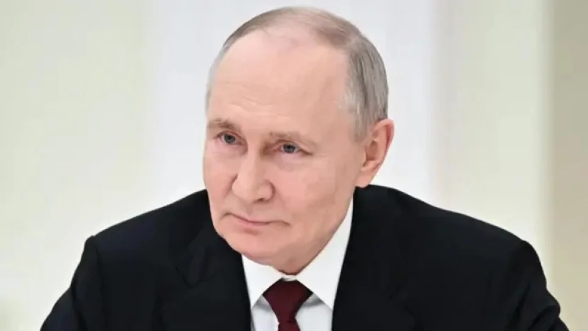 Putin İranın yeni ali liderini TƏBRİK EDİB
