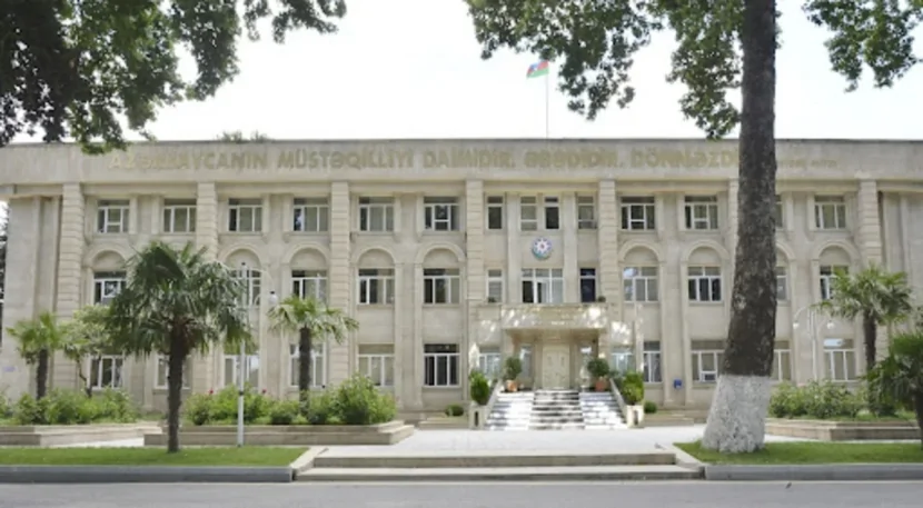 Azərbaycanda icra hakimiyyətində 27 nəfər İŞDƏN ÇIXARILDI