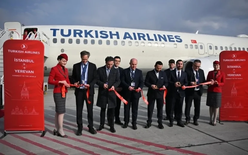 Türkiyə İrəvana uçuşlara başladı