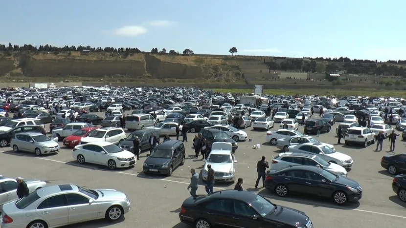 Azərbaycanda avtomobillər kəskin BAHALAŞIB