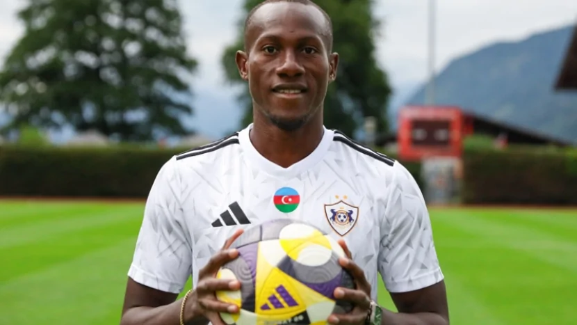 \"Qarabağ\"da ilk ayrılıq rəsmiləşir