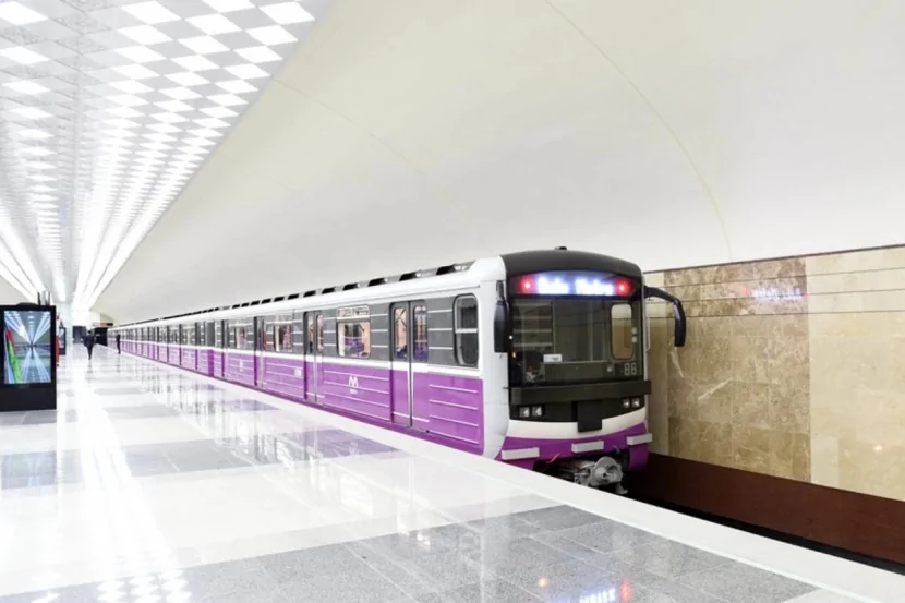 Bakı metrosunda YENİ QADAĞA- 30 manat cərimə...