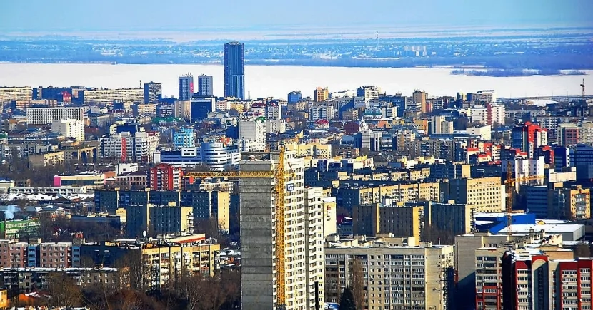 Ukrayna Saratov NEZ-ə HÜCUM ETDİ