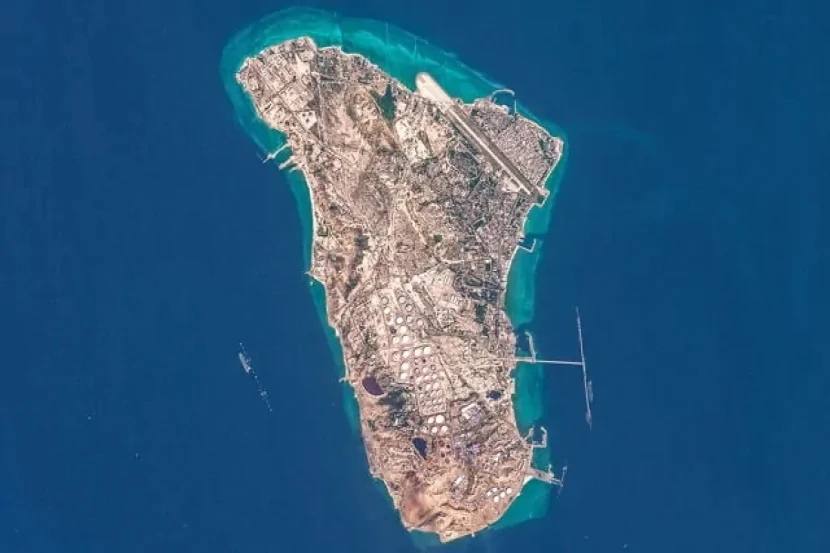 İran Xarq adasında ABŞ-nin mümkün quru əməliyyatına hazırlaşır