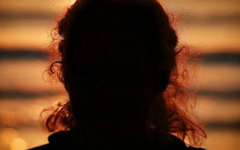 43 yaşlı qadın itkin düşüb
