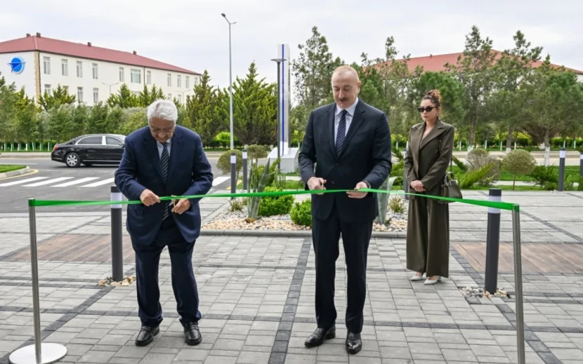 Prezident Milli Aviasiya Akademiyasında açılış etdi - FOTOLAR