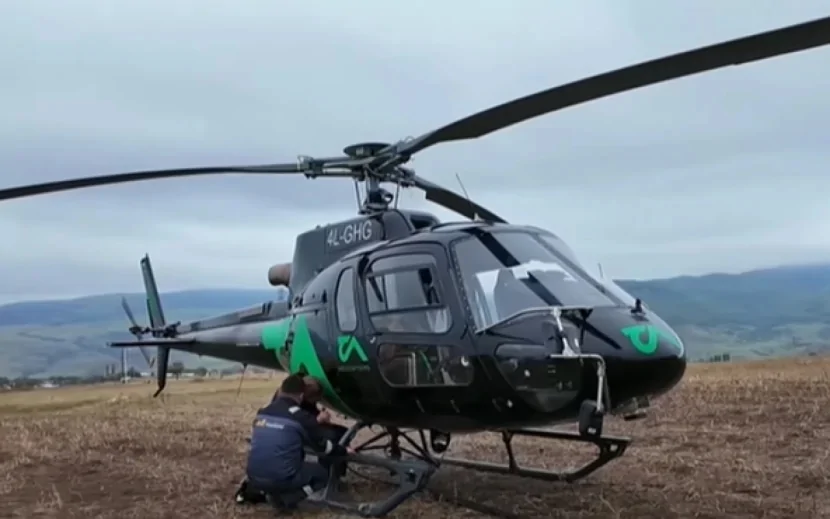 Dəhşətli helikopter qəzası ,  ölənlər var- bu ölkədə