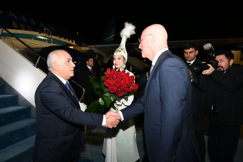 Əli Əsədov Qazaxıstanda SƏFƏRDƏDİR