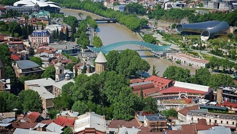 Azərbaycanlı turist qadın ÖLDÜRÜLDÜ