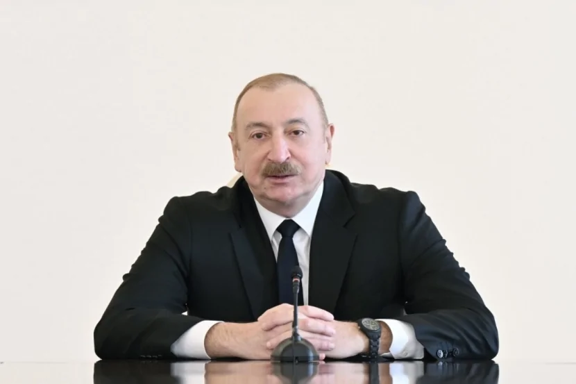 İdmançılarımızın özlərini layiqincə aparmaları məni çox sevindirir- Prezident