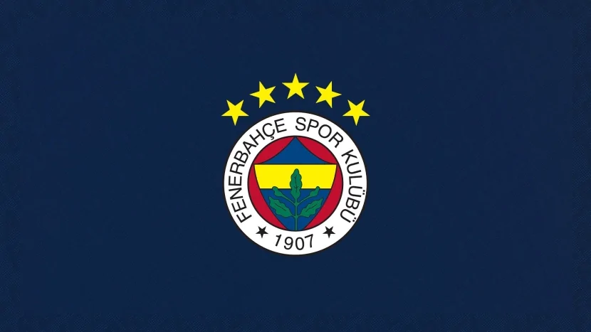 \"Fənərbaxça\" \"Roma\"nın müdafiəçisi ilə maraqlanır