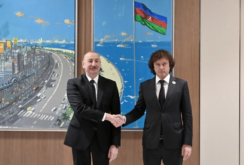İlham Əliyev Gürcüstanın Baş naziri ilə GÖRÜŞÜB-FOTOLAR