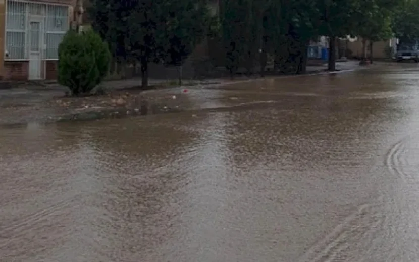 Güclü yağış selə səbəb oldu