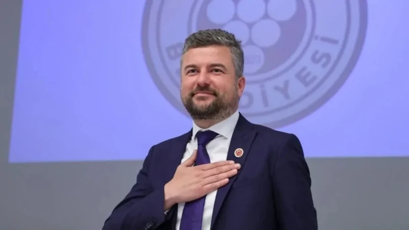 Türkiyədə bələdiyyə sədri SAXLANILIB