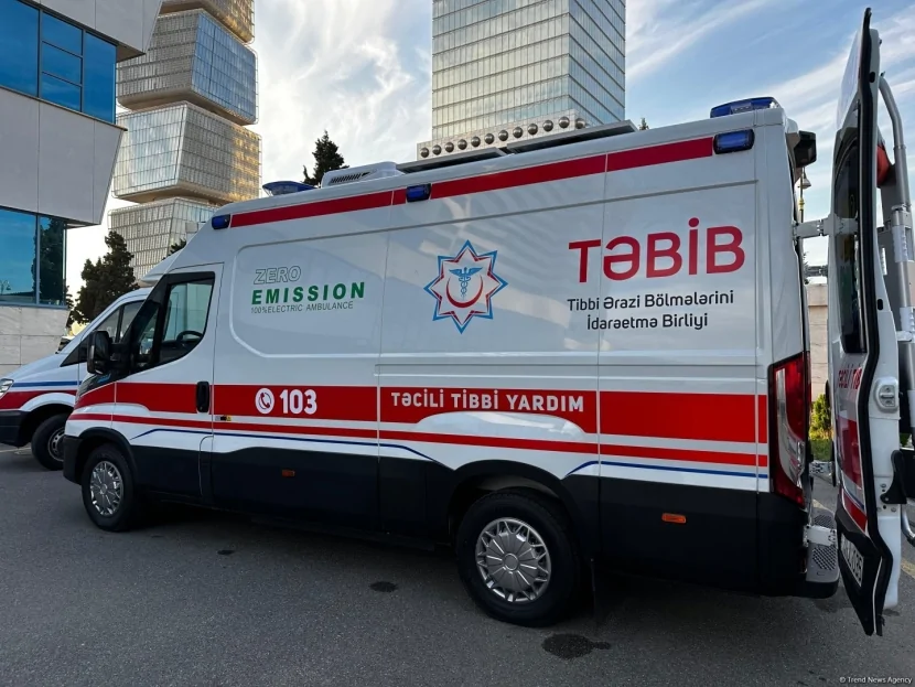Bakıda qadın iş yerində yıxılıb öldü