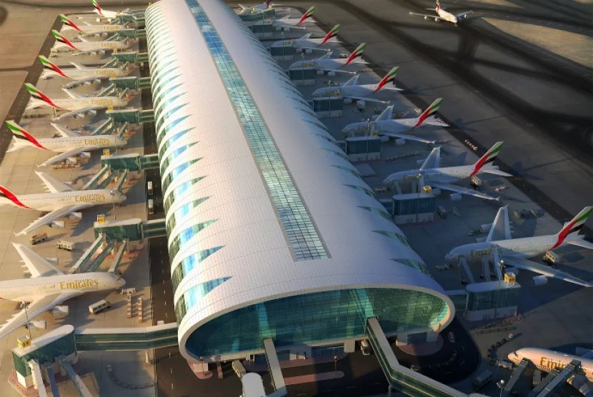 Dubay aeroportu VURULDU