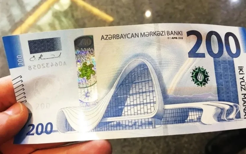 1 000-ə yaxın saxta pul nişanı dövriyyədən çıxarılıb