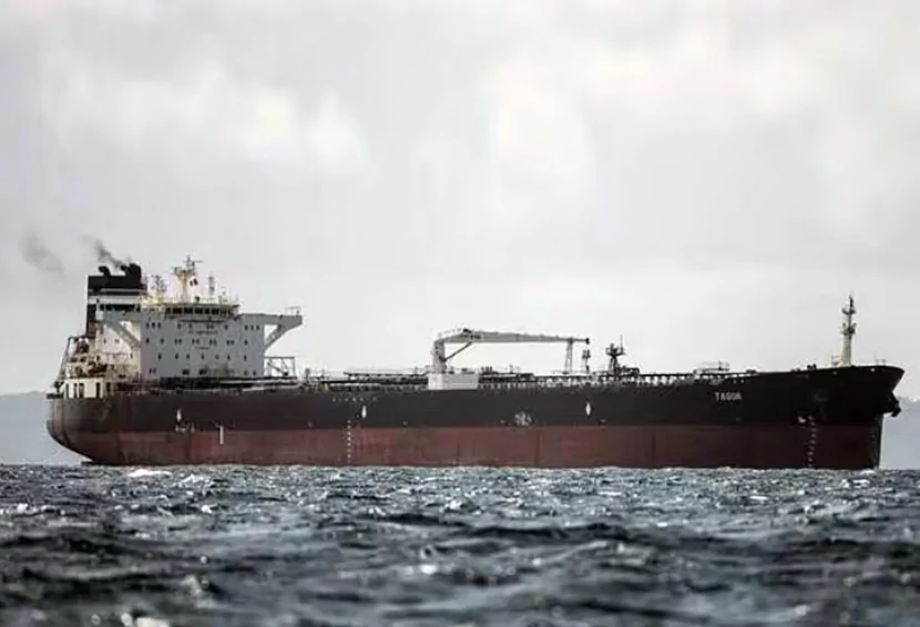 Britaniya Rusiyanın tankerini ələ keçirdi