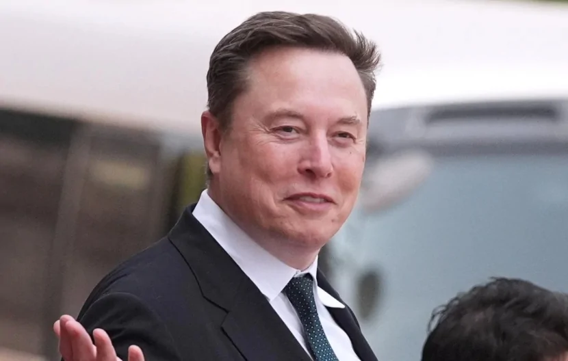 Elon Mask trilyoner statusunu itirib