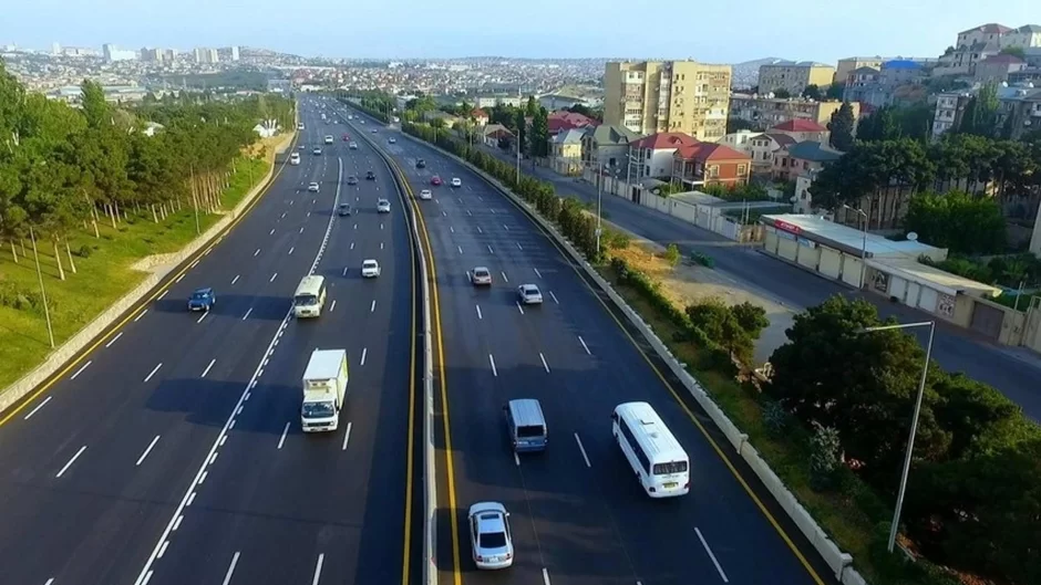 Bakıda bu yol sürücülərin istifadəsinə verildi -