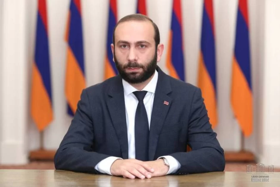 Mirzoyan Bakıya gəlir?