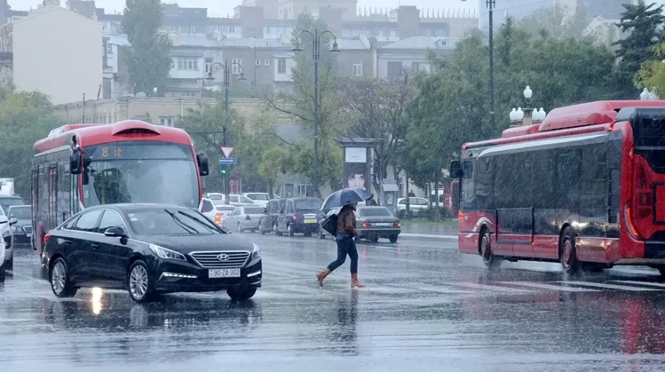 Bakıda leysan yağışlar nə vaxt kəsiləcək?