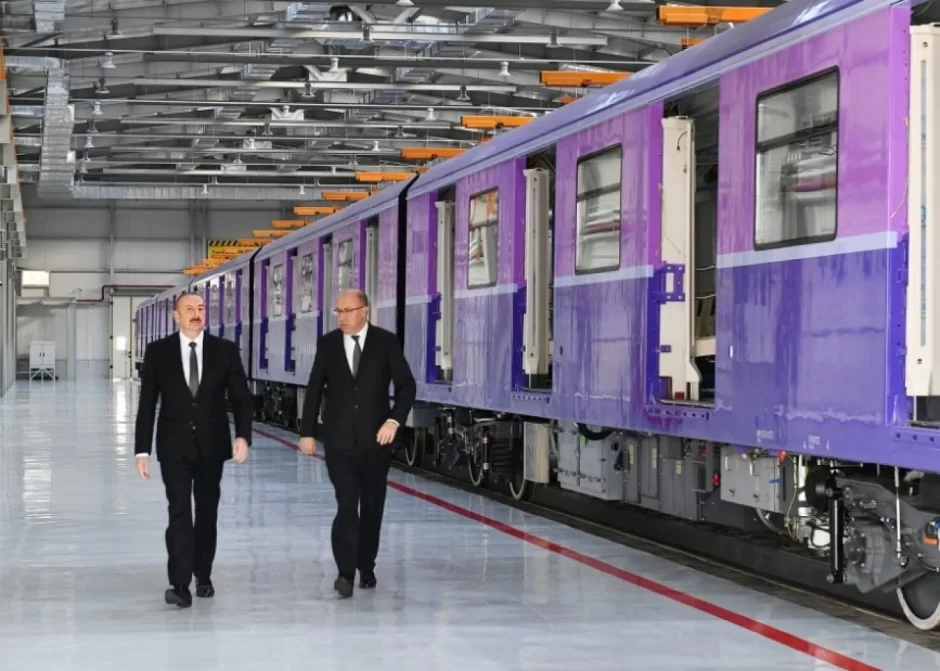 Prezident yeni nəsil metro qatarları ilə