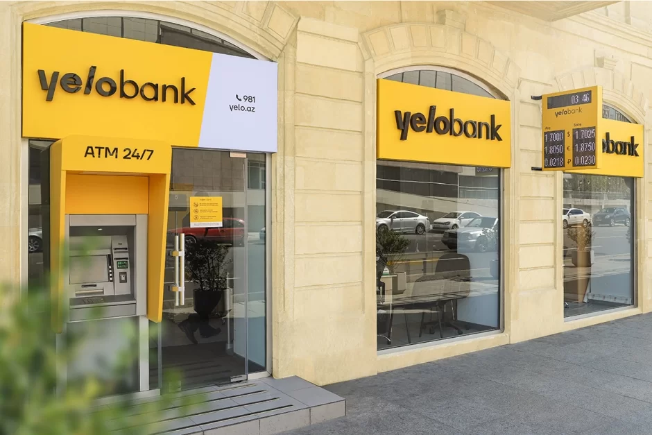 "YeloBank"ın binası önündə Azərbaycan bayrağına xoş olmayan