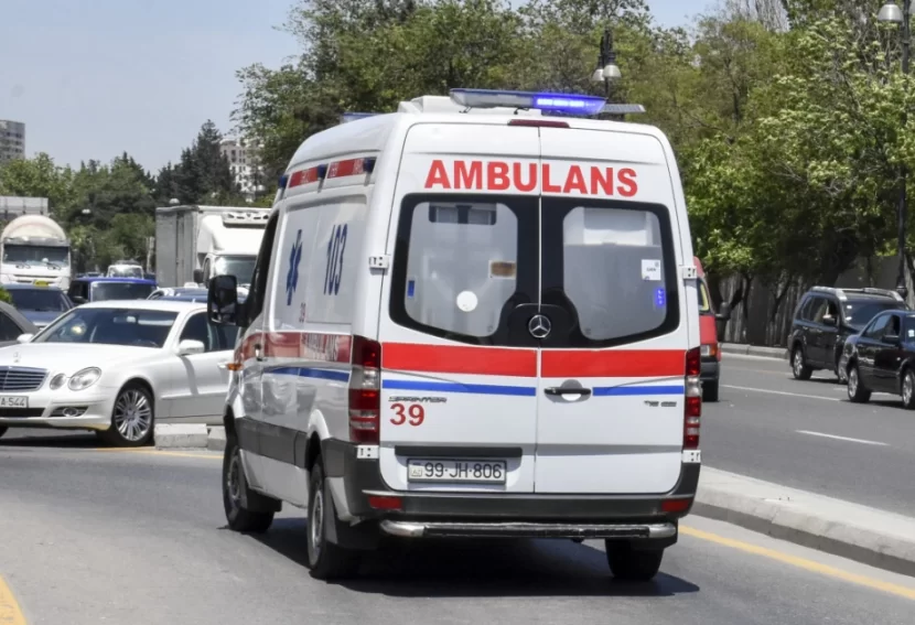 Bakıda gənc oğlan bıçaqlandı