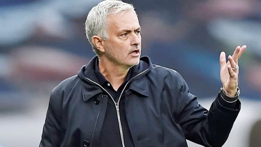 Joze Mourinyo 35 milyon avroluq təklifdən