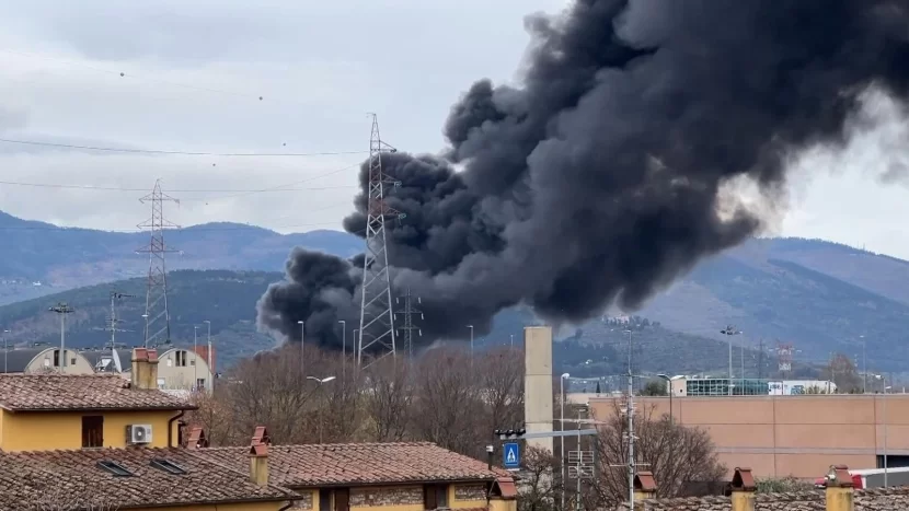 İtaliyada güclü partlayış oldu -