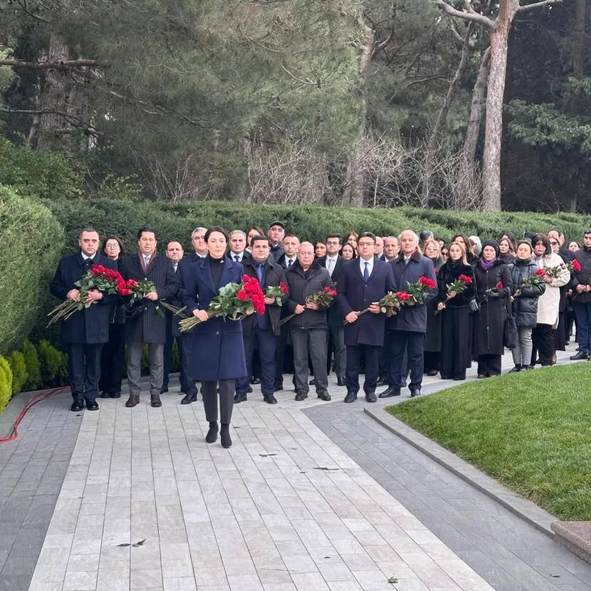 Ombudsman Aparatında Heydər Əliyevin anım günü